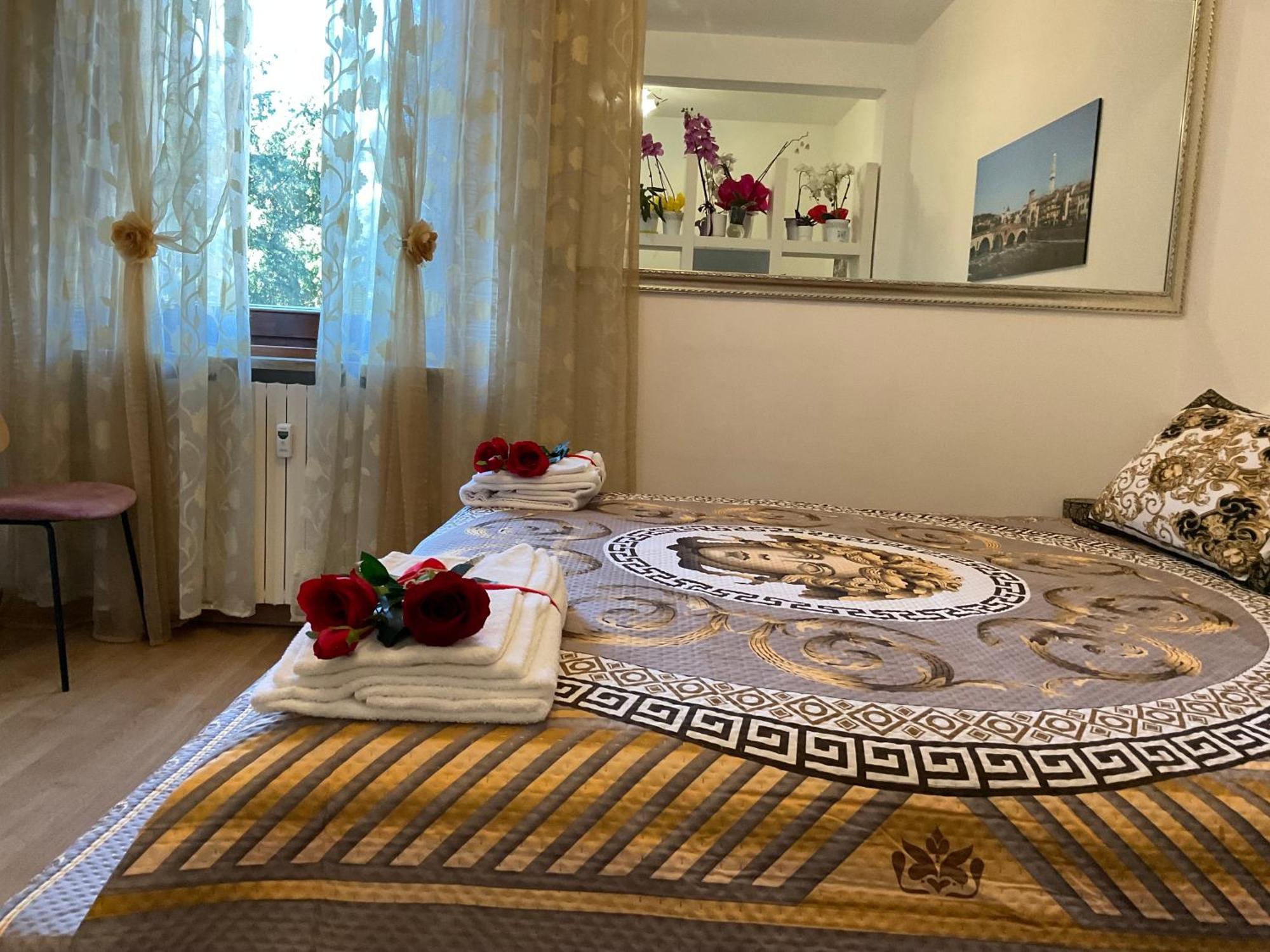 Bed and Breakfast Arena D'Intorno Верона Экстерьер фото