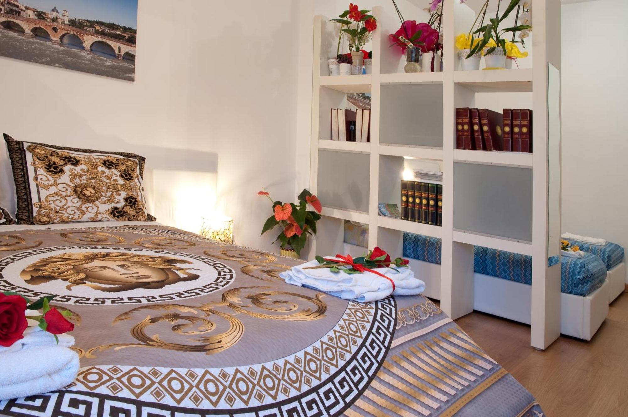 Bed and Breakfast Arena D'Intorno Верона Экстерьер фото