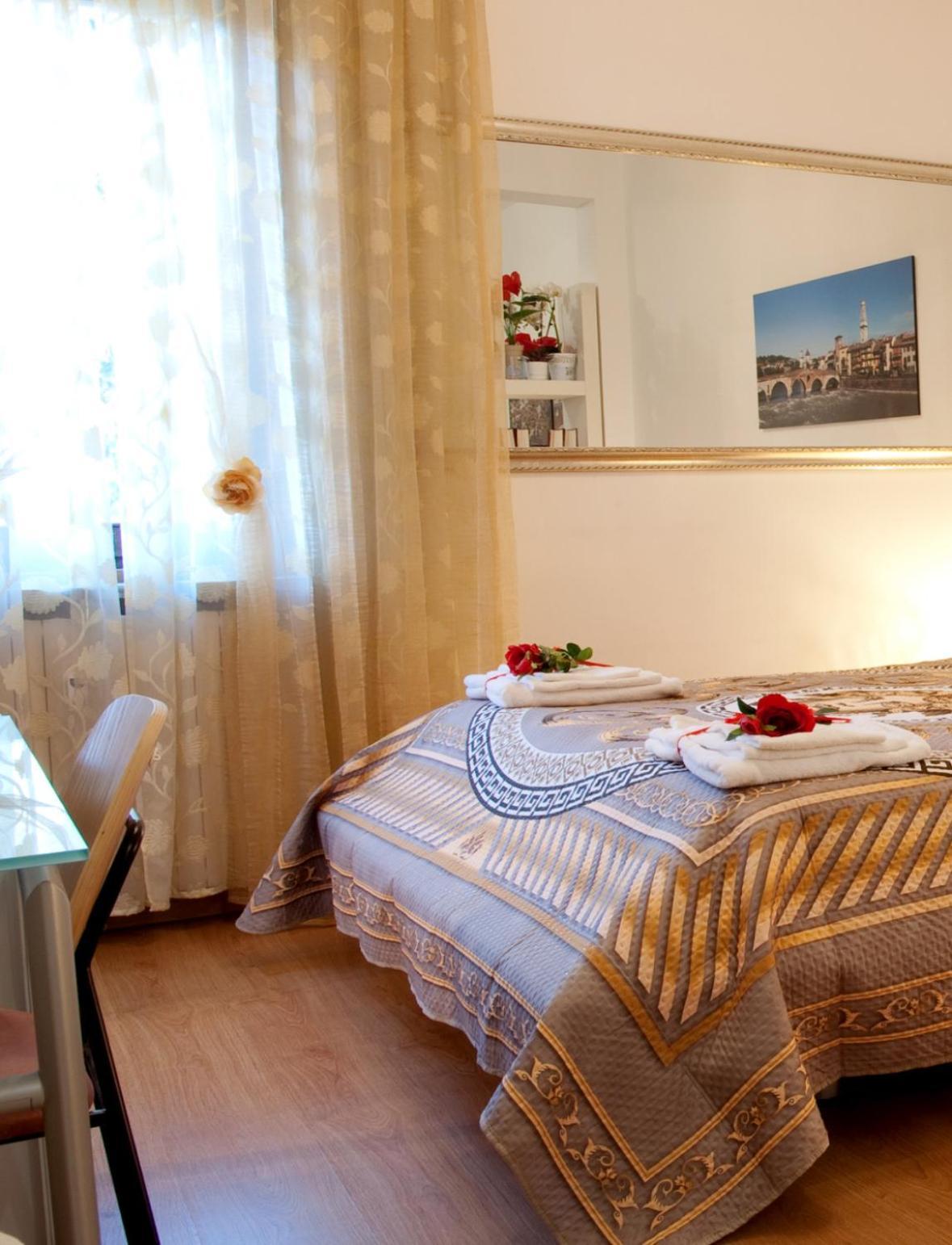 Bed and Breakfast Arena D'Intorno Верона Экстерьер фото