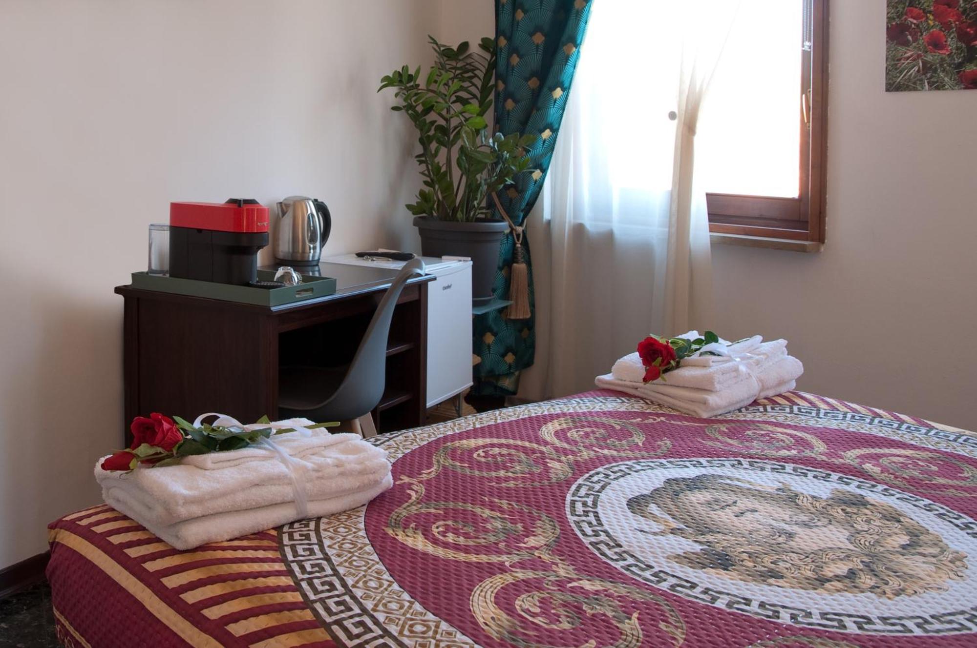 Bed and Breakfast Arena D'Intorno Верона Экстерьер фото